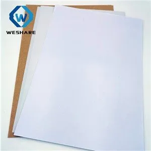 Papier voor het vrijgeven van witte stickers